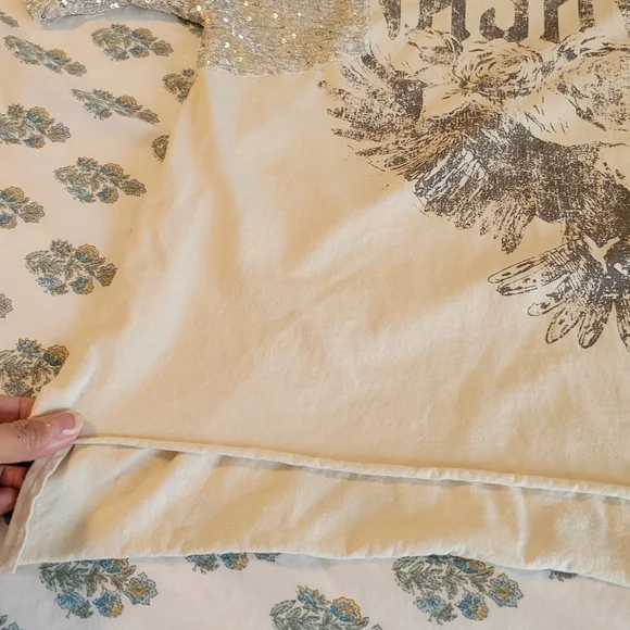 Altar'd State Cream Nashville Tee with Sequin Sleeves - Picture 4 of 4